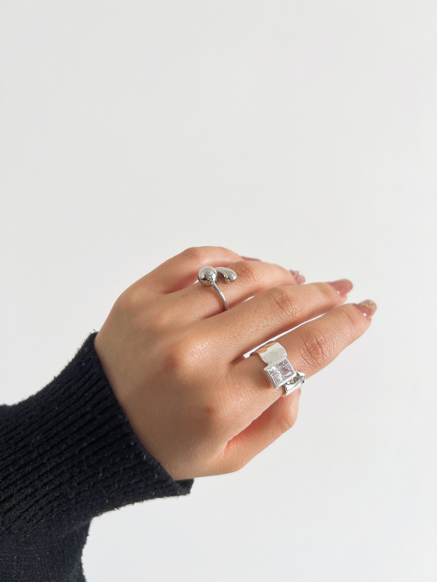 Square stone Hammered Rings - Sterling Silver